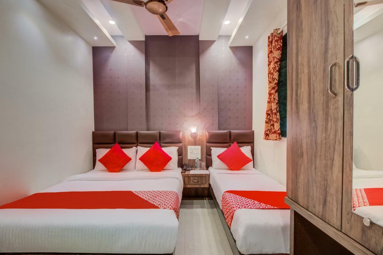 Oyo 42009 Hotel A One Suite Mumbai Bagian luar foto